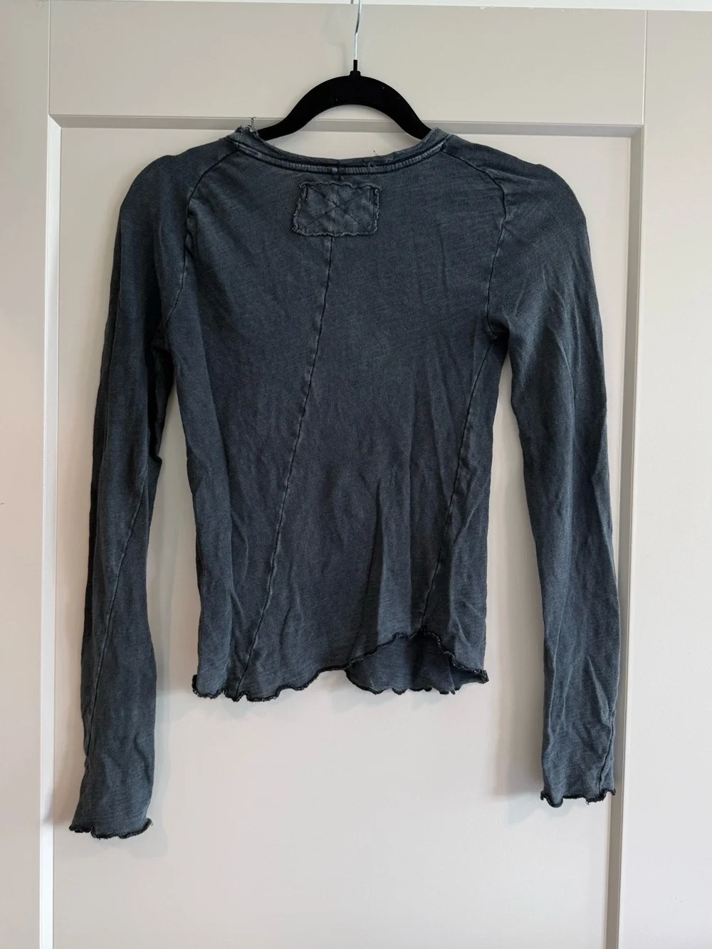 Free People We The Free Be My Baby Long Sleeve Tee Grey, size S, EUC!